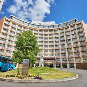 3* Hotel Toyoko Airport Honkan